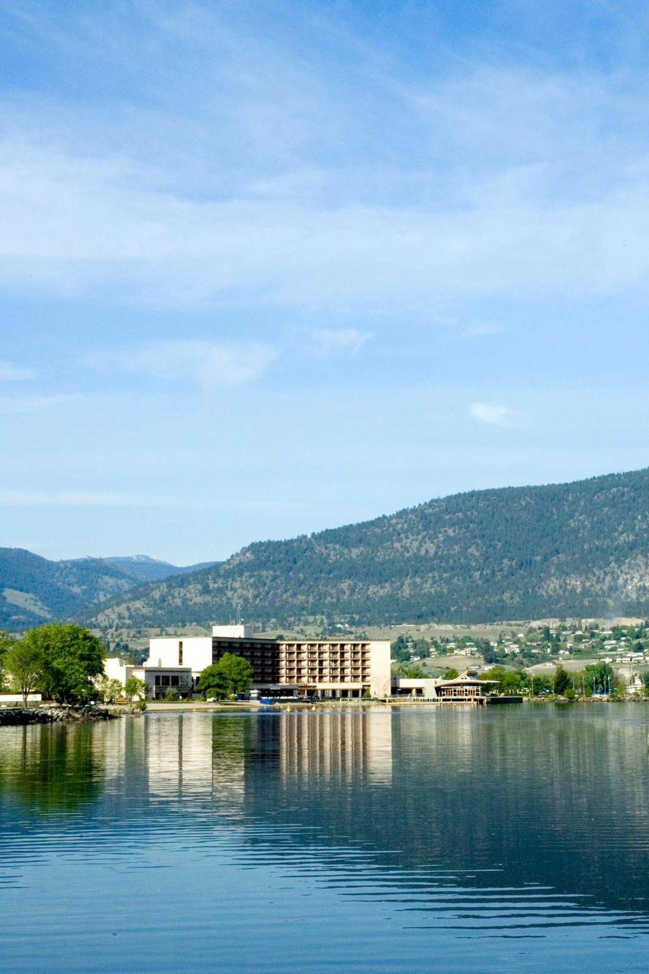 Penticton Lakeside Resort ภายนอก รูปภาพ