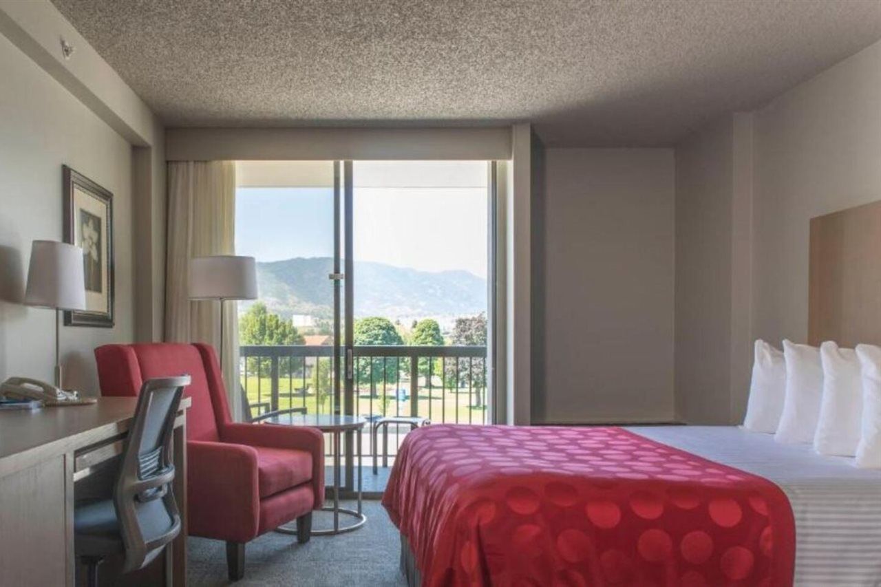 Penticton Lakeside Resort ภายนอก รูปภาพ